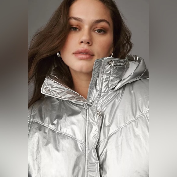 Daily Practice by Anthropologie Silver Metallic Puffer Vest - Picture 14 of 16